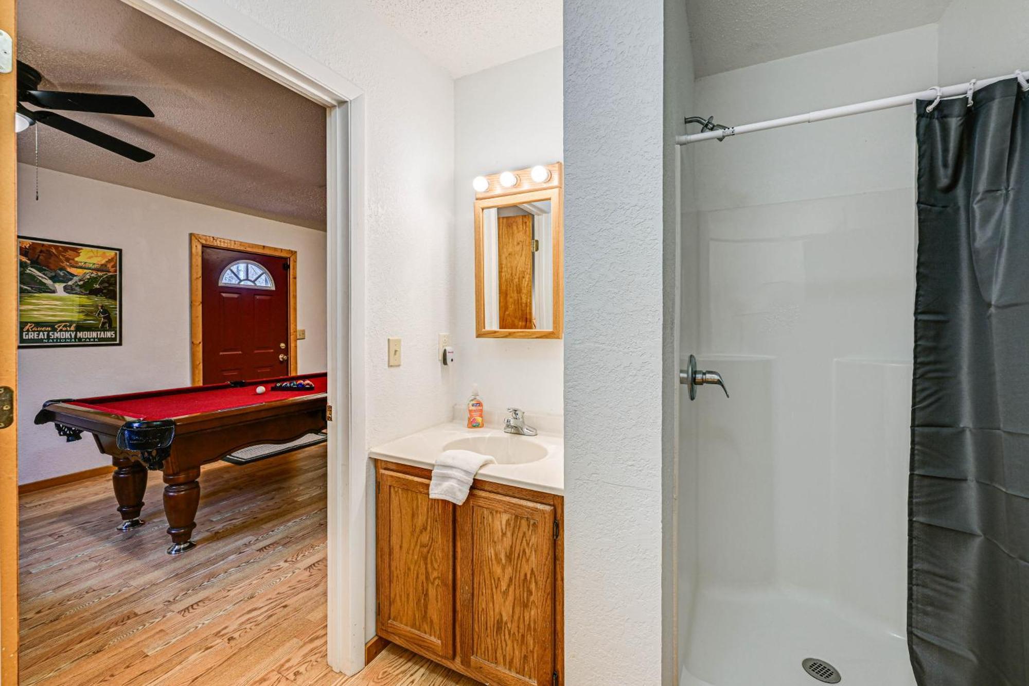 Holiday home Bryson With Hot Tub, Views And Pool Table!