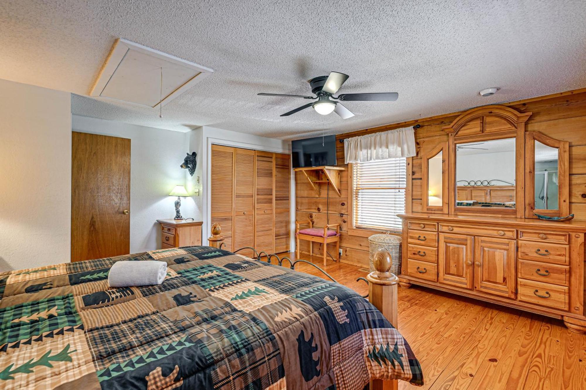 Holiday home Bryson With Hot Tub, Views And Pool Table! *