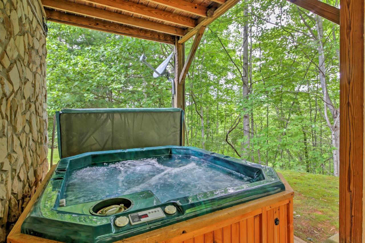 Bryson With Hot Tub, Views And Pool Table! Bryson City